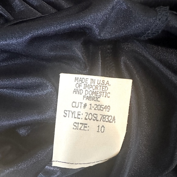 David Meister Royal Blue Halter V Neckline Evening Gown - Size 10 - Picture 7 of 8